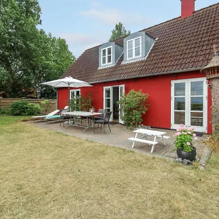 Holiday Ette - 10m From The Sea In Funen By Interhome Middelfart
